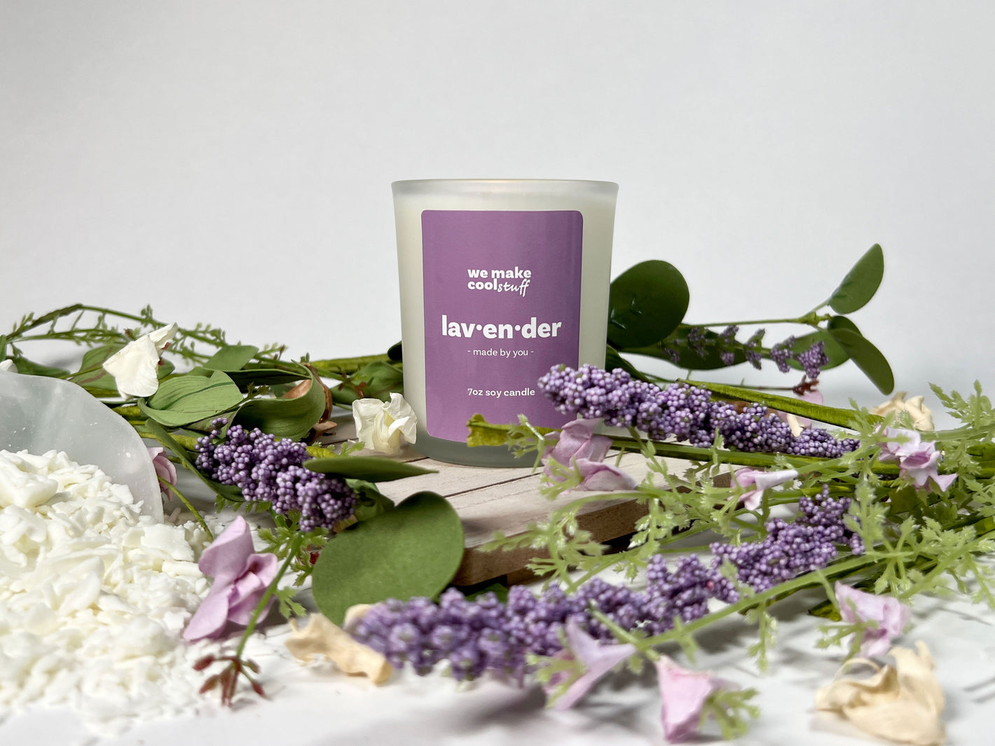 Lavender Scent candle by We Make cool Stuff